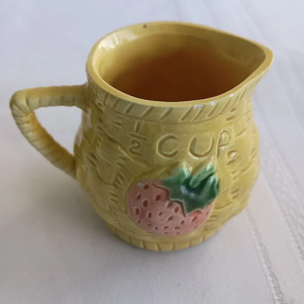 Vintage Ceramic Strawberry Basket Weave Pitcher Measuring Cup Set